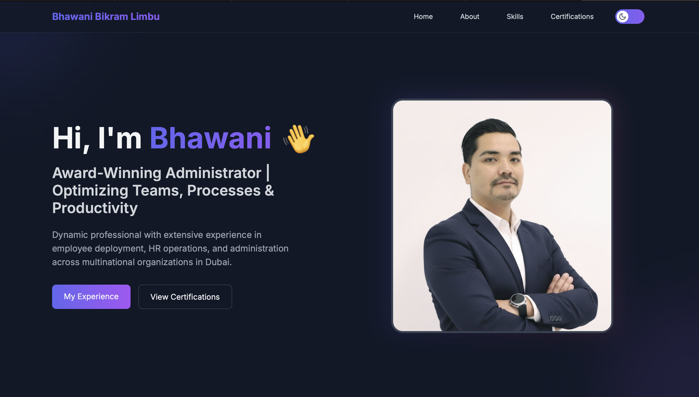 Portfolio Website (Dark/Light Theme)